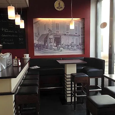坦克吧酒店 海罗德堡